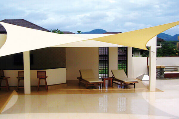 CCOMSQ540: Voile d’ombrage carrée 'Coolaroo Commercial' 5,4m